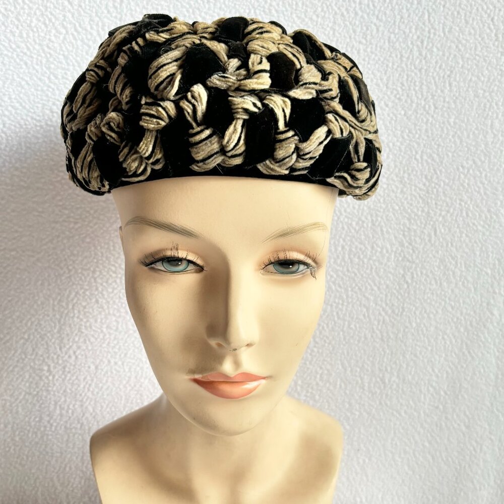 Vintage 1950s Black & Tan Velvet Braided Hat Hudson's